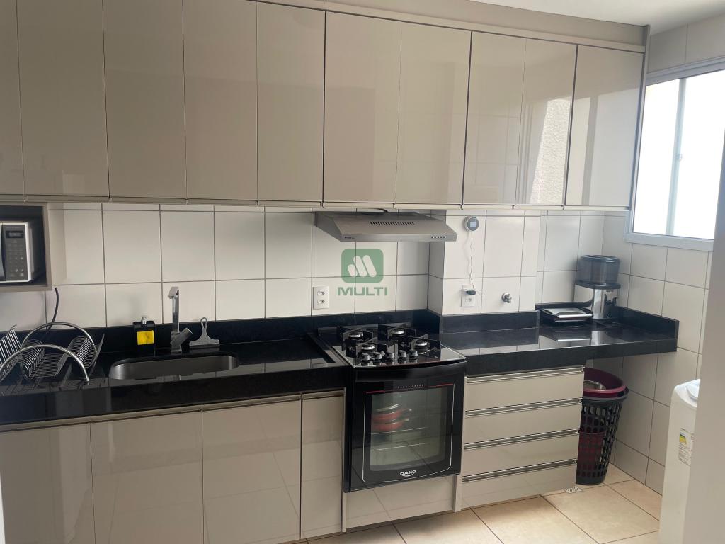 Apartamento à venda com 2 quartos, 48m² - Foto 4