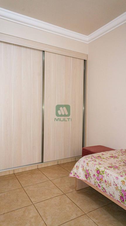 Apartamento à venda com 3 quartos, 122m² - Foto 13