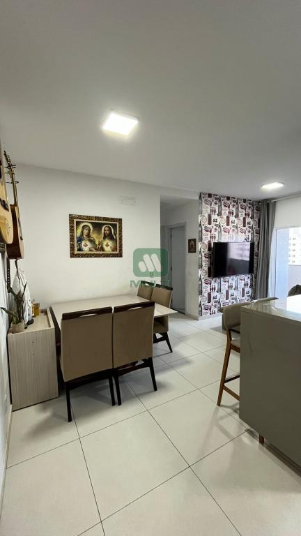 Apartamento à venda com 2 quartos, 57m² - Foto 2