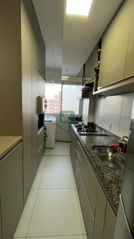 Apartamento à venda com 2 quartos, 57m² - Foto 4