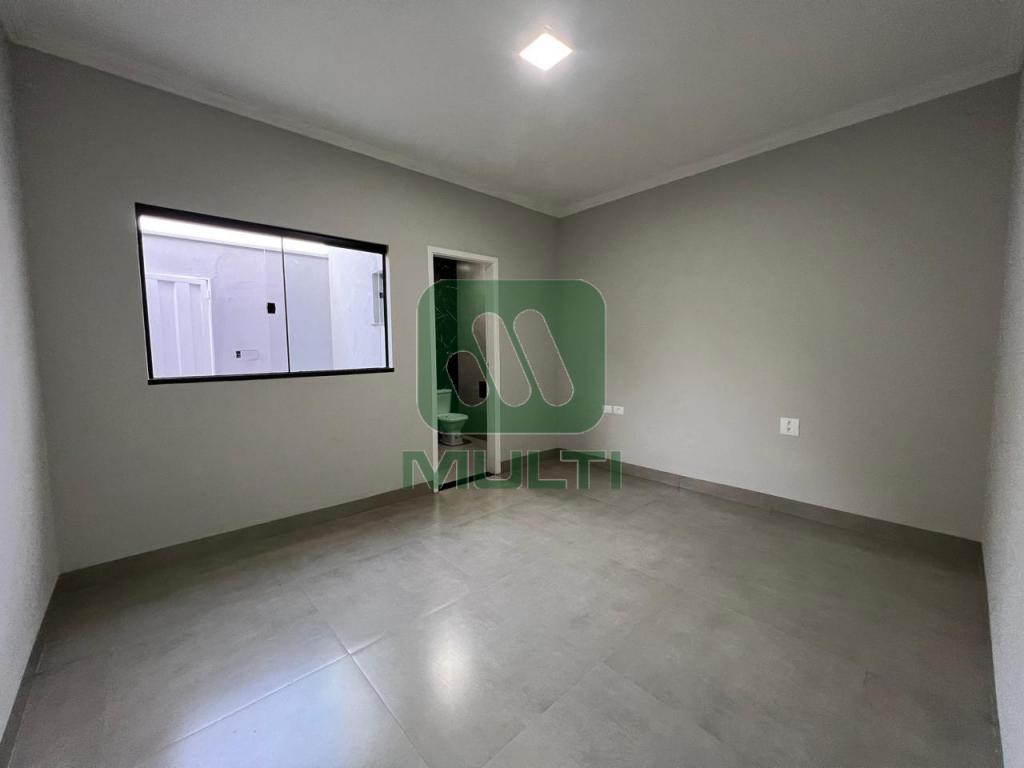 Casa à venda com 1 quarto, 110m² - Foto 9