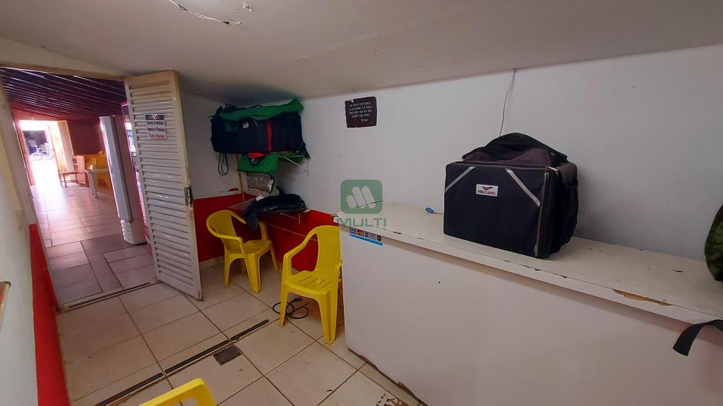 Prédio Inteiro à venda com 1 quarto, 245m² - Foto 5