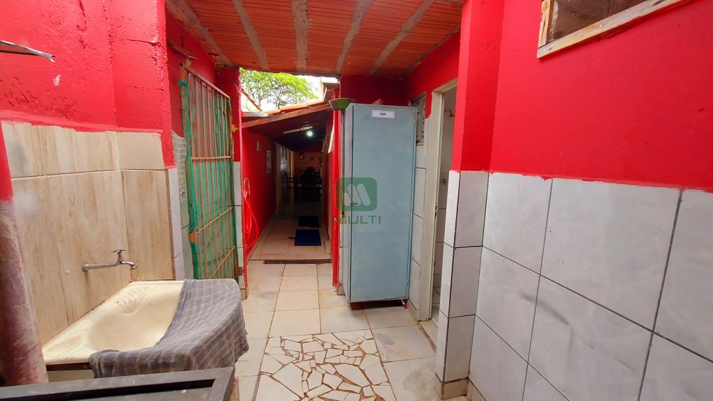 Prédio Inteiro à venda com 1 quarto, 245m² - Foto 7