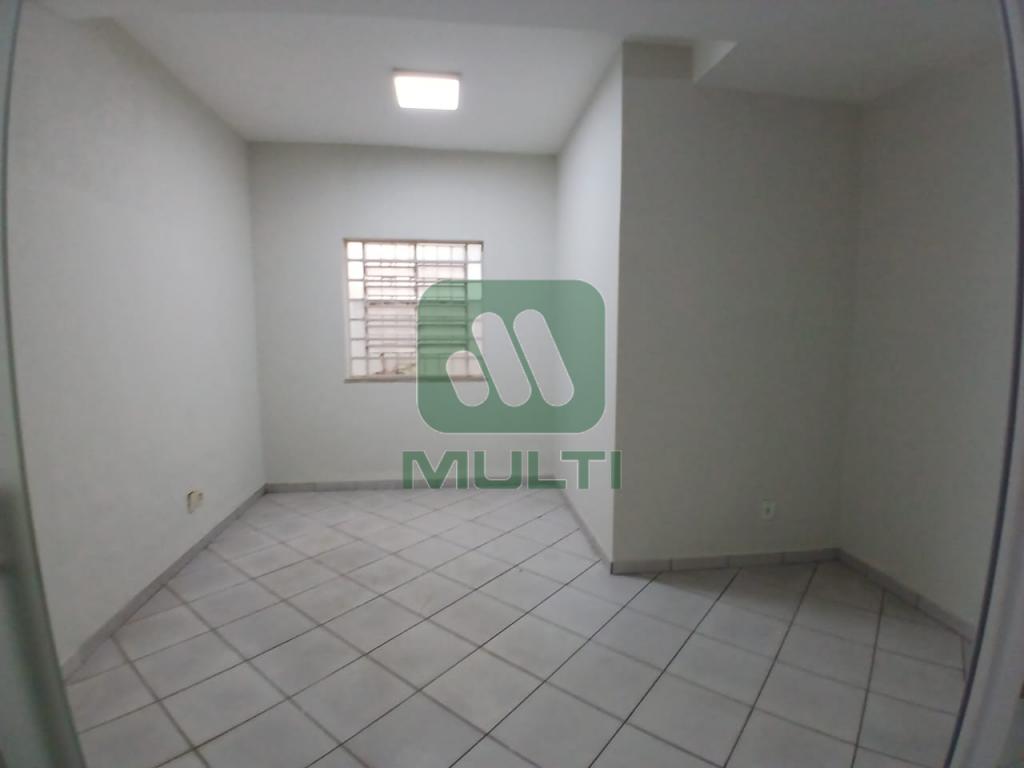 Prédio Inteiro à venda com 6 quartos, 203m² - Foto 11