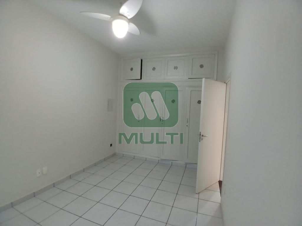 Prédio Inteiro à venda com 6 quartos, 203m² - Foto 24