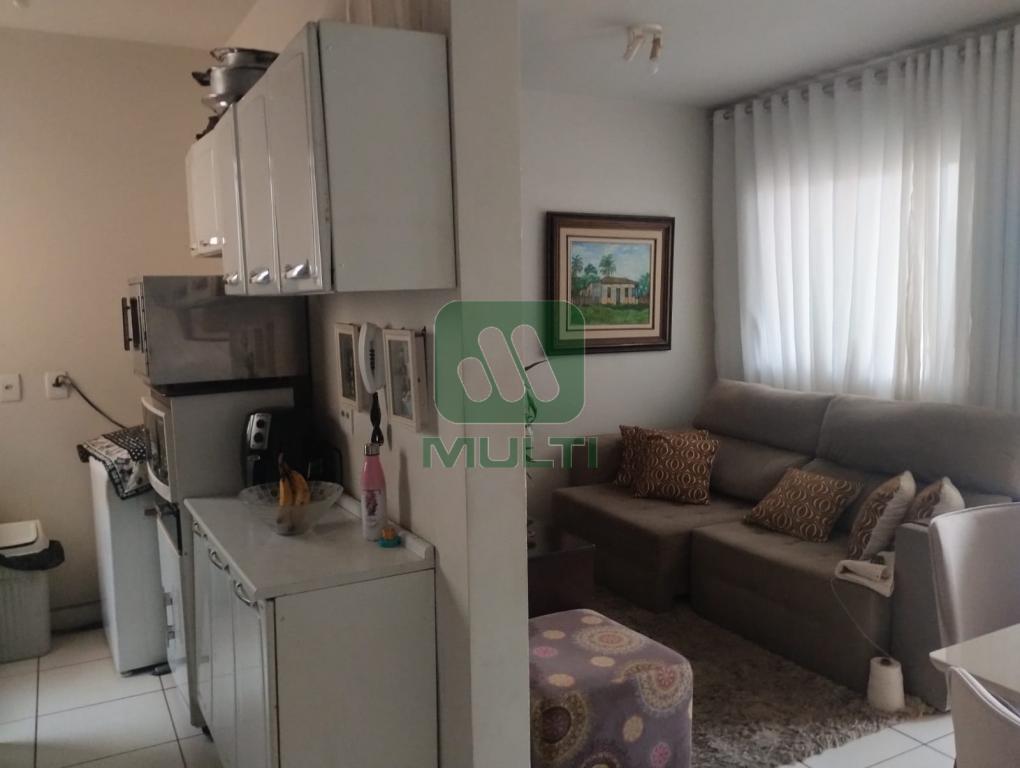 Apartamento à venda com 3 quartos, 71m² - Foto 7