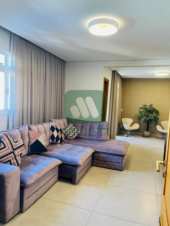 Apartamento à venda com 3 quartos, 122m² - Foto 4