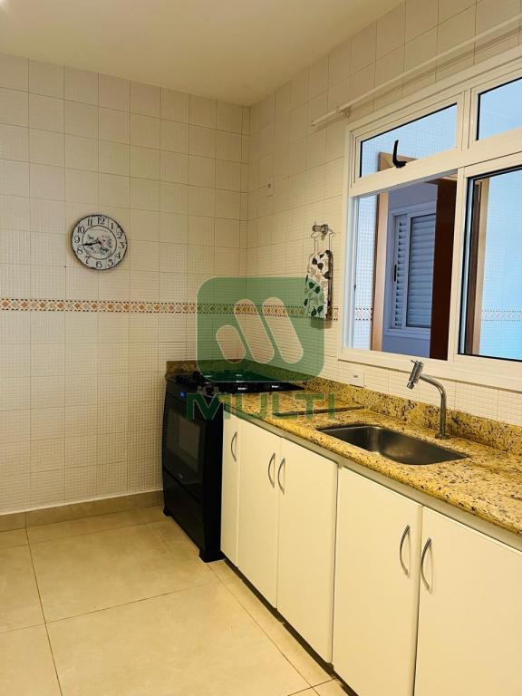 Apartamento à venda com 3 quartos, 122m² - Foto 6