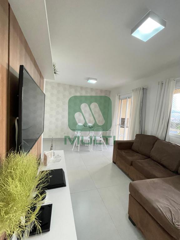 Apartamento à venda com 3 quartos, 72m² - Foto 2