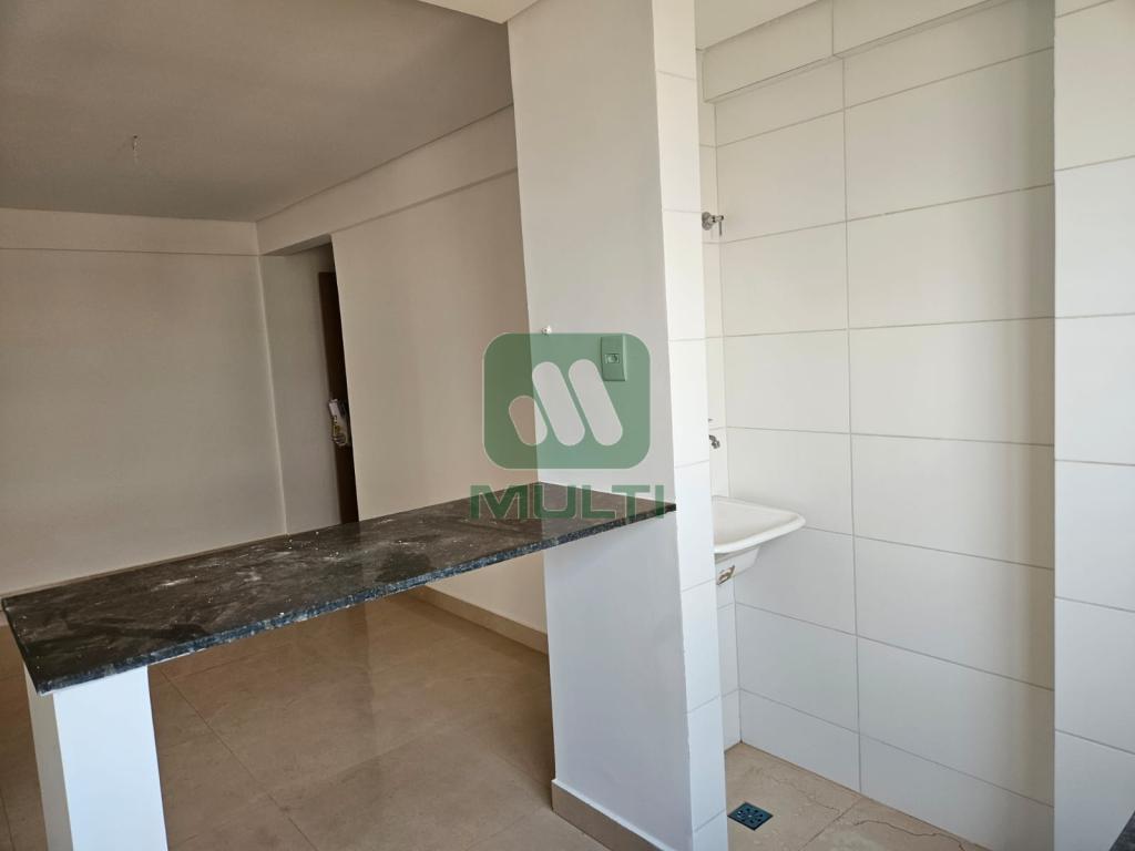 Apartamento à venda com 2 quartos, 45m² - Foto 1