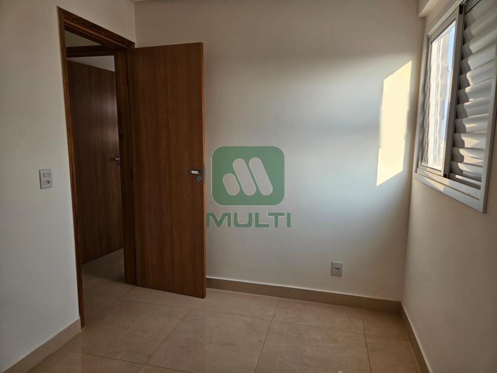 Apartamento à venda com 2 quartos, 45m² - Foto 7