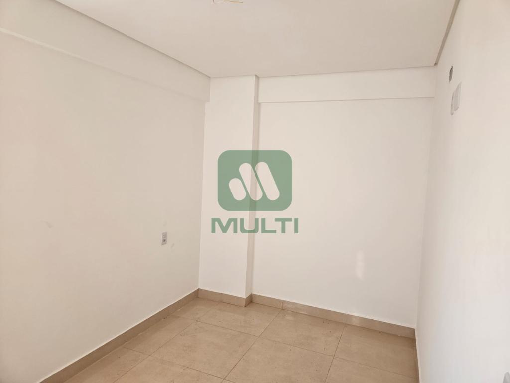 Apartamento à venda com 2 quartos, 45m² - Foto 8