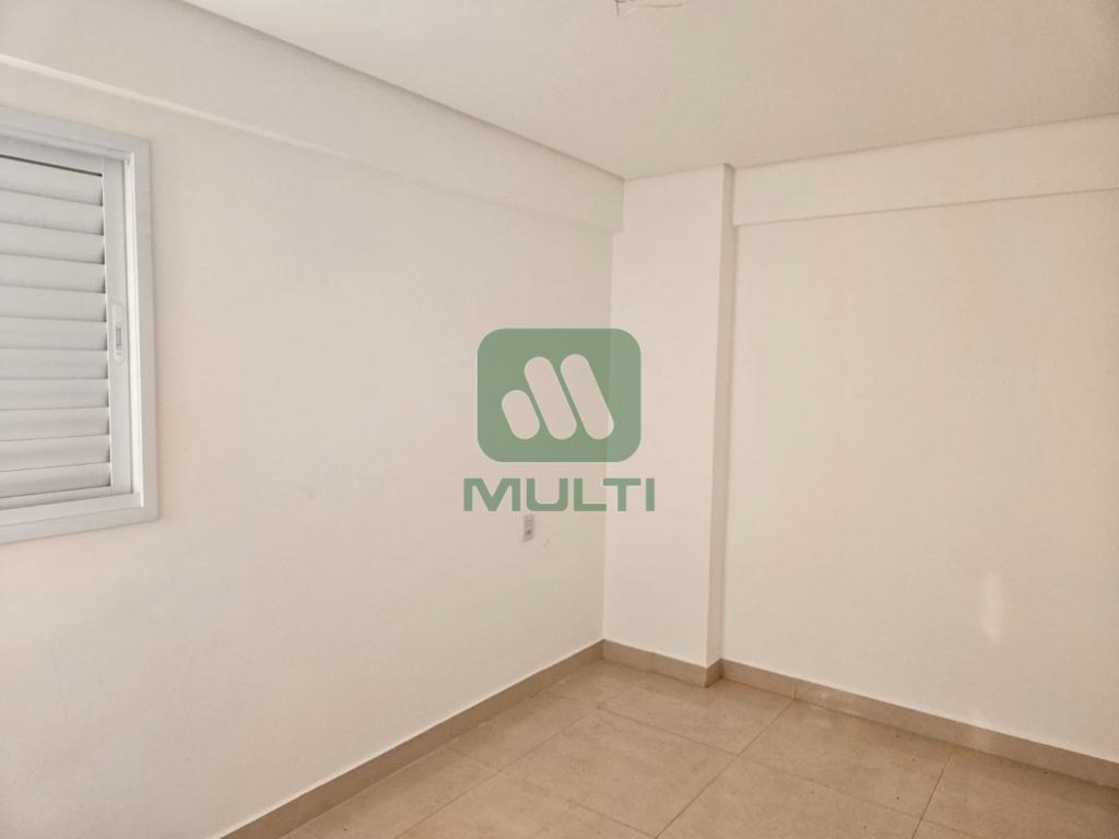 Apartamento à venda com 2 quartos, 45m² - Foto 9