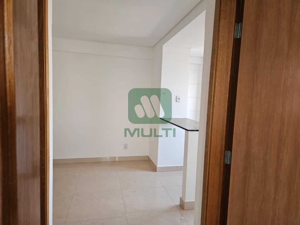 Apartamento à venda com 2 quartos, 45m² - Foto 10