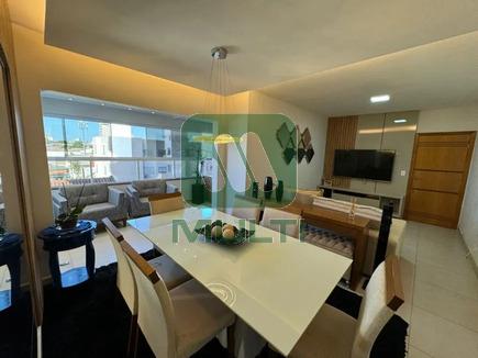 Apartamento à venda com 3 quartos, 118m² - Foto 7