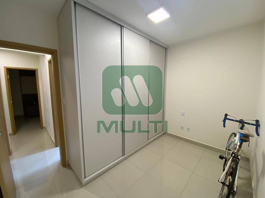 Apartamento à venda com 3 quartos, 90m² - Foto 15