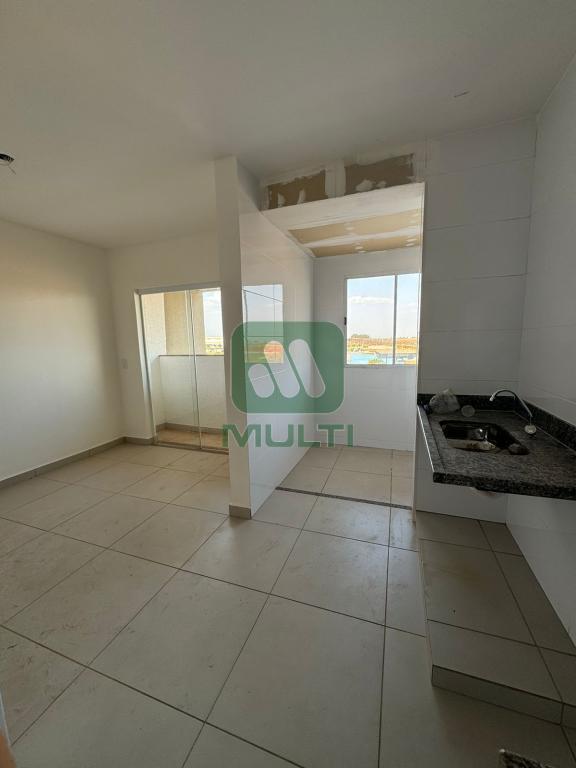 Apartamento à venda com 2 quartos, 50m² - Foto 2