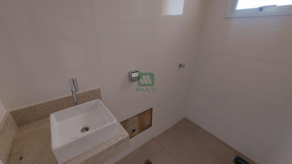 Apartamento à venda com 2 quartos, 64m² - Foto 11