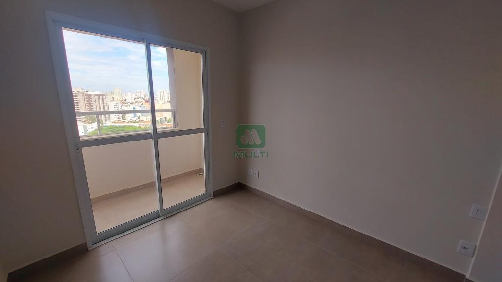 Apartamento à venda com 2 quartos, 64m² - Foto 12