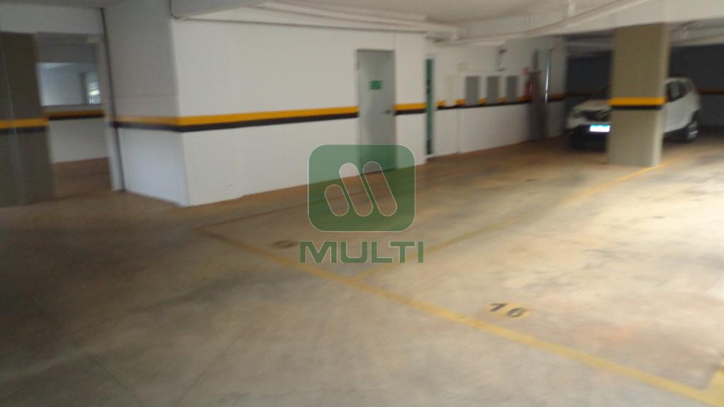 Apartamento à venda com 3 quartos, 94m² - Foto 19