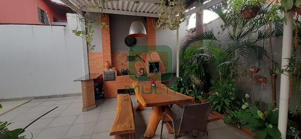 Casa à venda com 3 quartos, 155m² - Foto 22