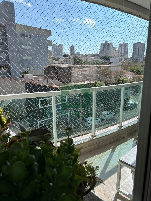 Apartamento à venda com 3 quartos, 168m² - Foto 5