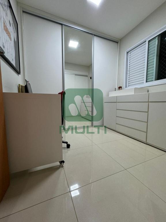 Apartamento à venda com 3 quartos, 90m² - Foto 25