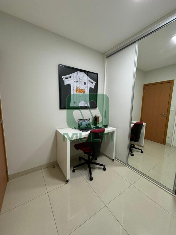 Apartamento à venda com 3 quartos, 90m² - Foto 26