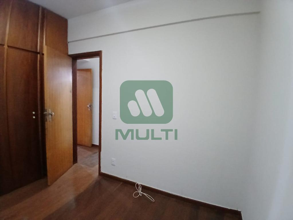 Apartamento à venda com 3 quartos, 96m² - Foto 18