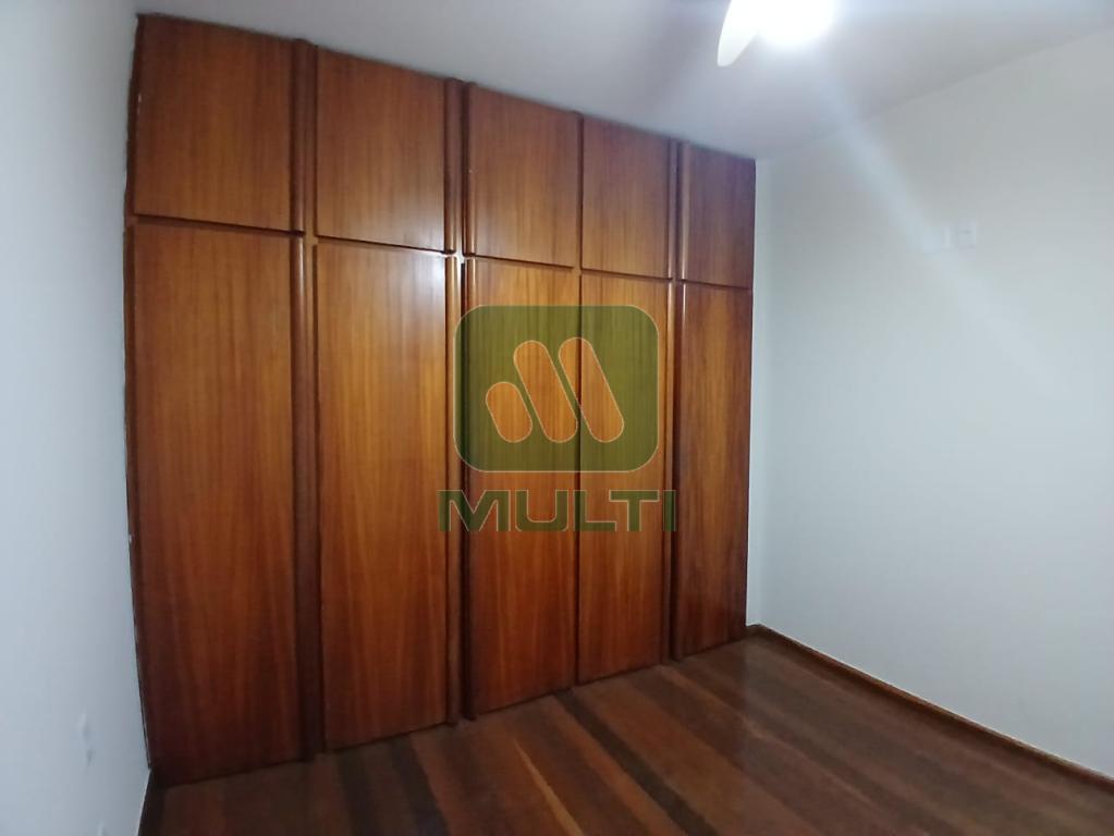 Apartamento à venda com 3 quartos, 96m² - Foto 21