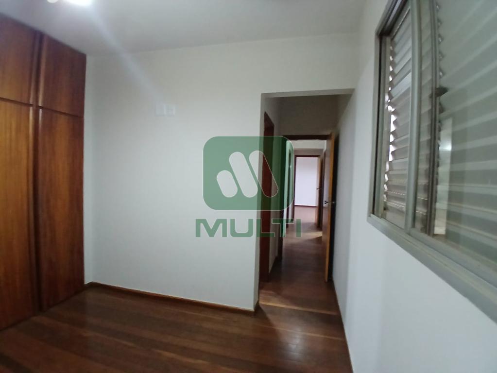 Apartamento à venda com 3 quartos, 96m² - Foto 24