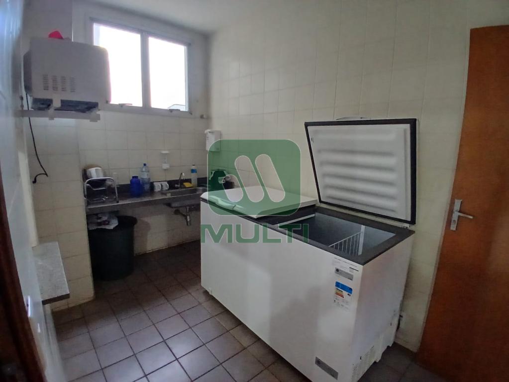 Apartamento à venda com 3 quartos, 96m² - Foto 33