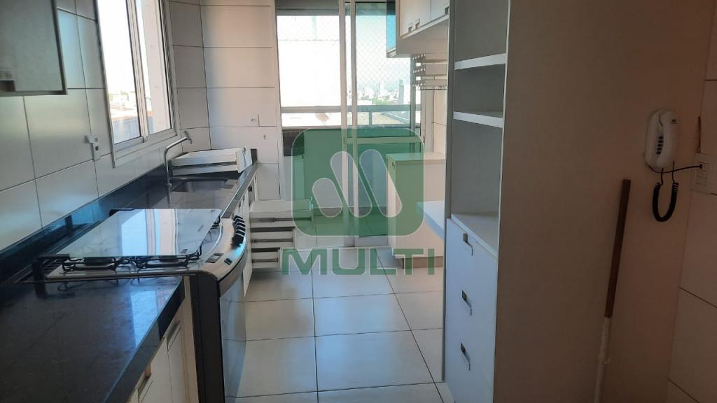 Apartamento à venda com 3 quartos, 103m² - Foto 7