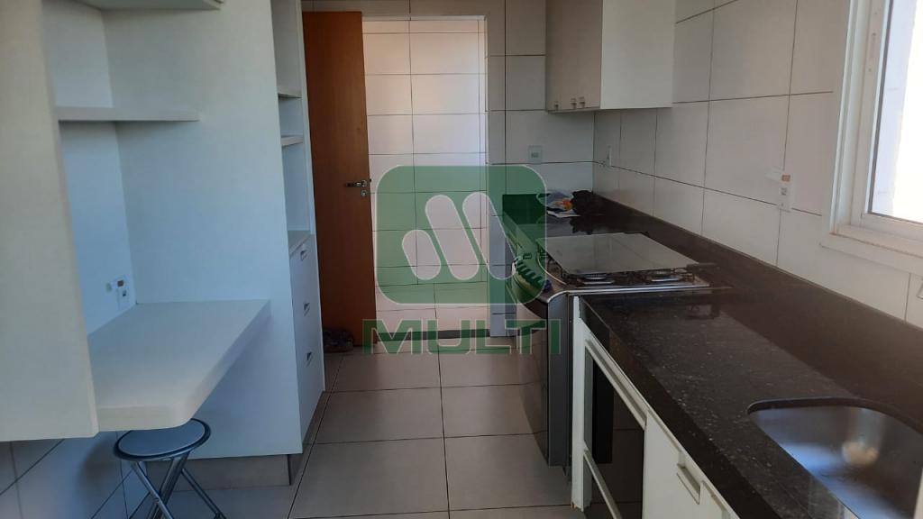 Apartamento à venda com 3 quartos, 103m² - Foto 8