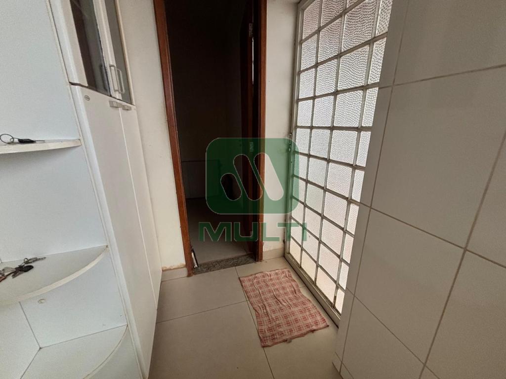 Casa à venda com 4 quartos, 188m² - Foto 5