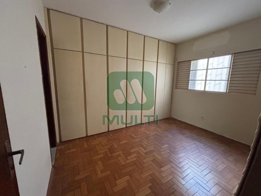 Casa à venda com 4 quartos, 188m² - Foto 10