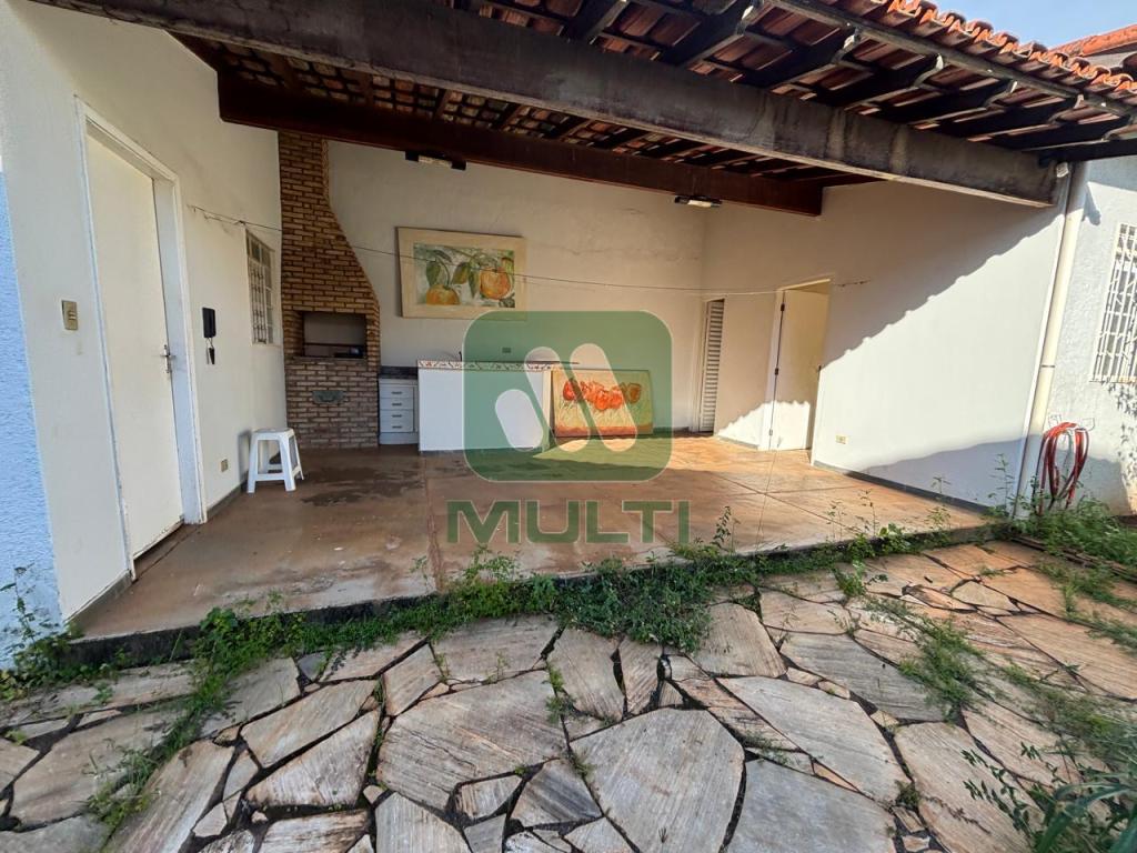 Casa à venda com 4 quartos, 188m² - Foto 17