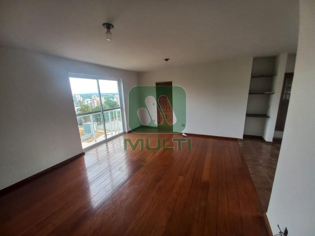 Apartamento à venda com 3 quartos, 139m² - Foto 5