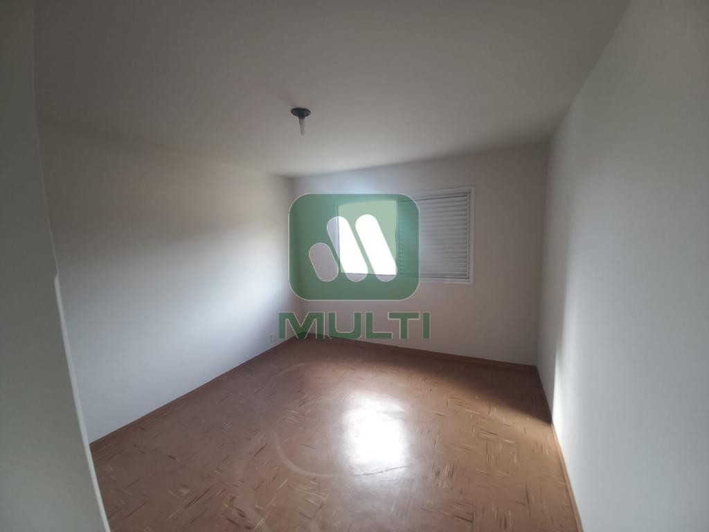 Apartamento à venda com 3 quartos, 139m² - Foto 6