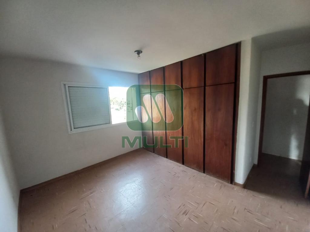 Apartamento à venda com 3 quartos, 139m² - Foto 8