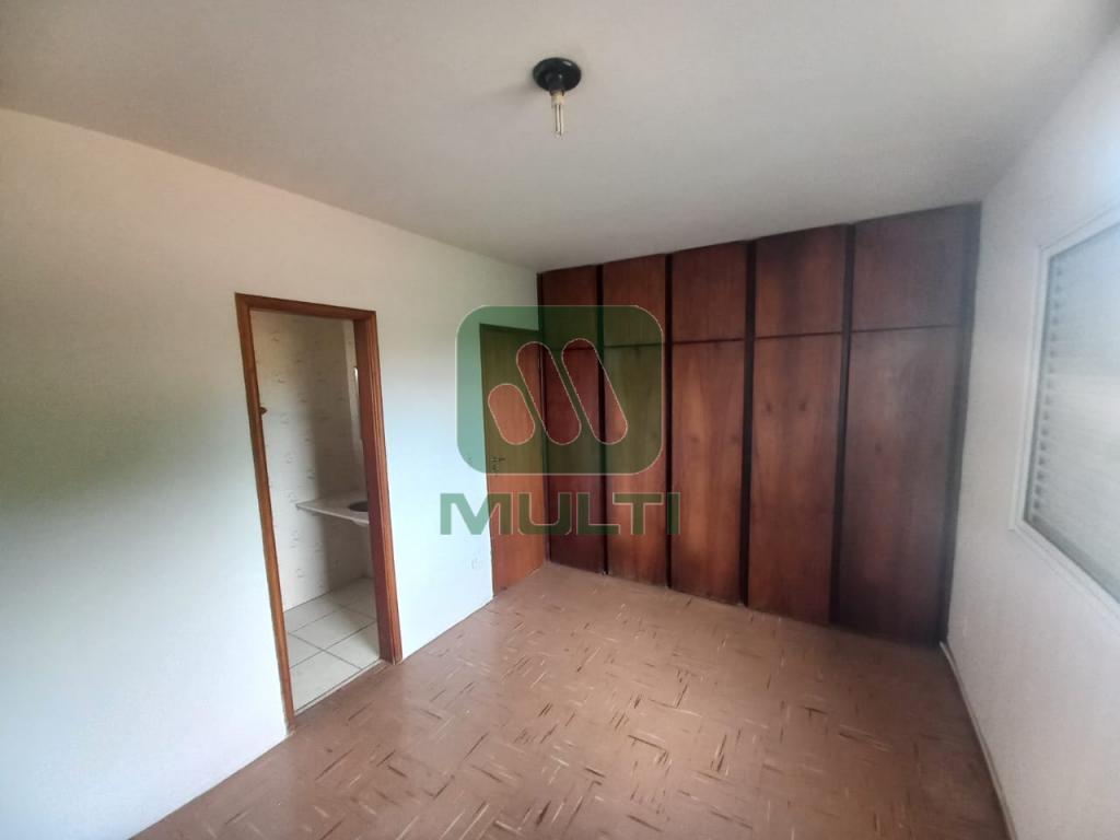 Apartamento à venda com 3 quartos, 139m² - Foto 10