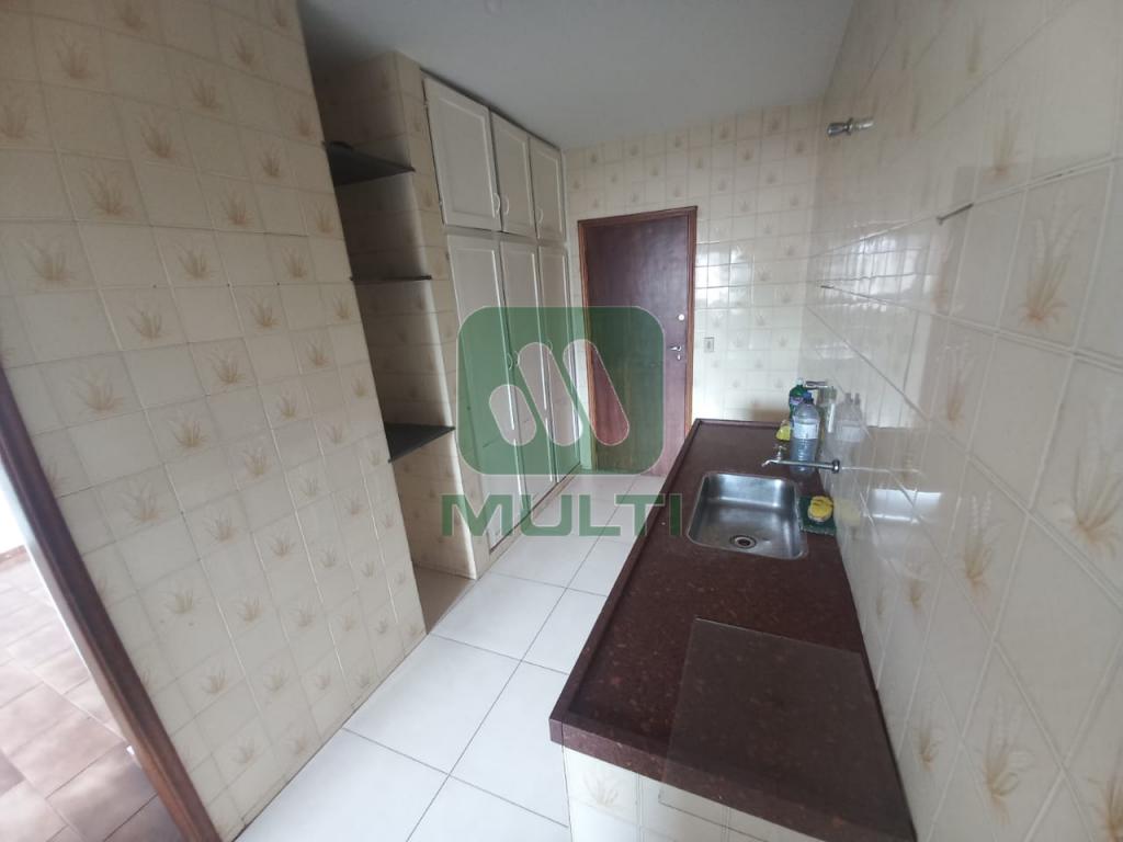 Apartamento à venda com 3 quartos, 139m² - Foto 14