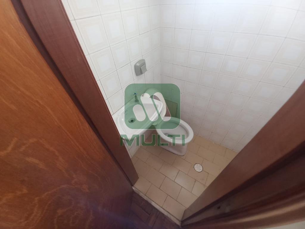 Apartamento à venda com 3 quartos, 139m² - Foto 17