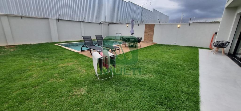 Casa de Condomínio à venda com 3 quartos, 230m² - Foto 29