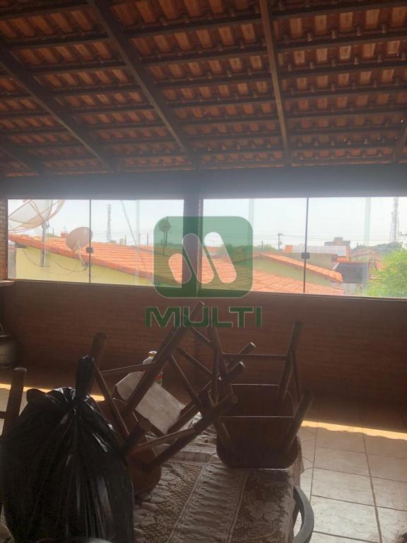 Prédio Inteiro à venda com 5 quartos, 250m² - Foto 33