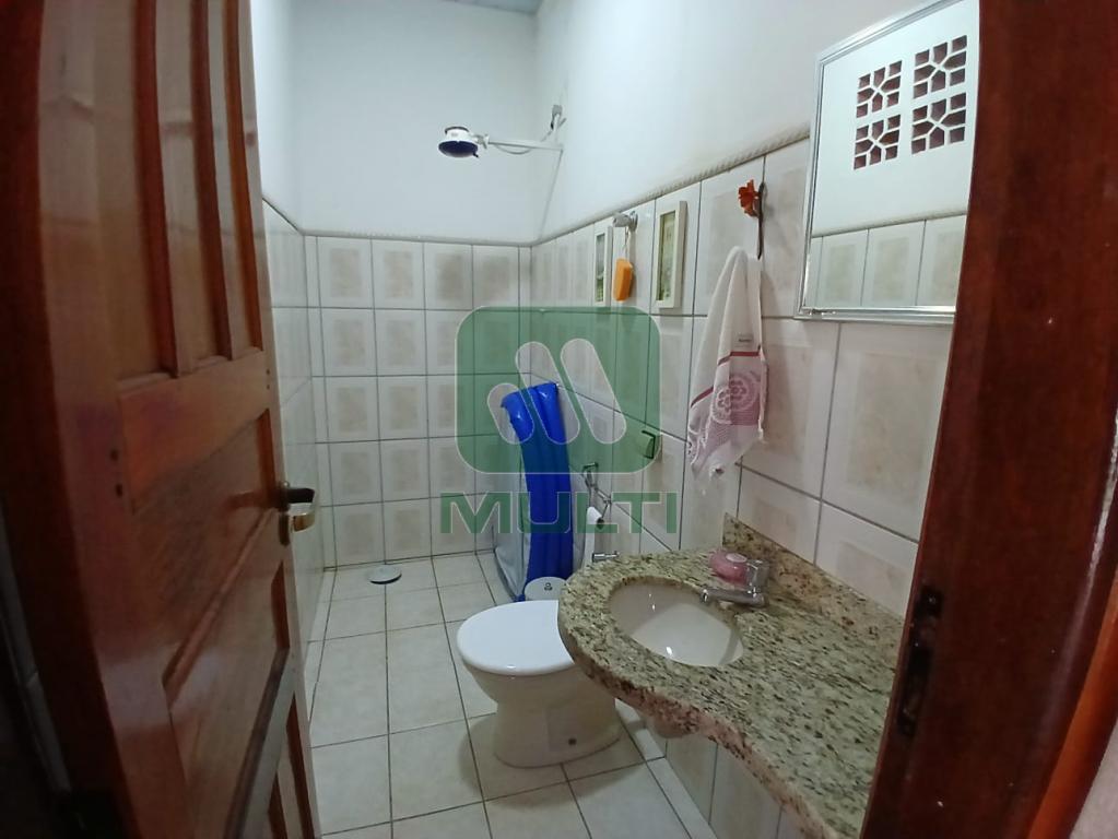 Casa à venda com 3 quartos, 215m² - Foto 17