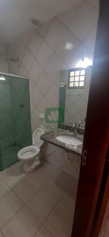 Casa à venda com 2 quartos, 130m² - Foto 12