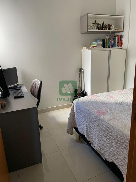 Apartamento à venda com 3 quartos, 112m² - Foto 18