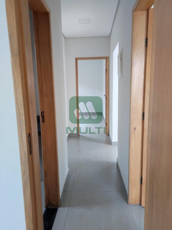 Casa à venda com 3 quartos, 100m² - Foto 6