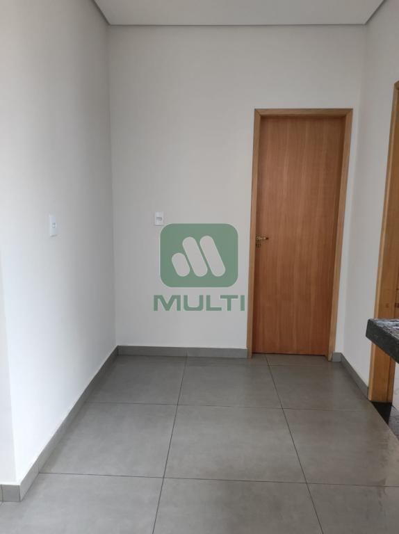 Casa à venda com 3 quartos, 100m² - Foto 14